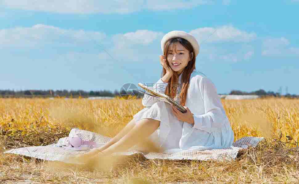 西瓜从六楼扔下竟完好无损，雷军说的“防弹涂层”到底是什么？